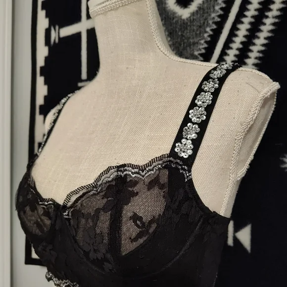 🖤 EUC Victoria's Secret Dream Angels Push Up W/O Padding Unlined Plunge Bra, 34 - Picture 10 of 16